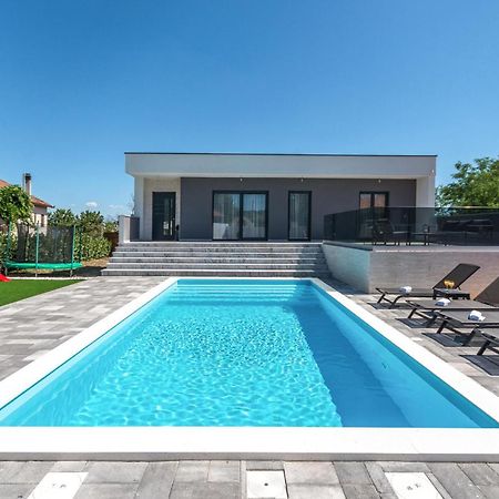 3 Bedroom Beautiful Home In Rastane Donje Donje Rastane المظهر الخارجي الصورة